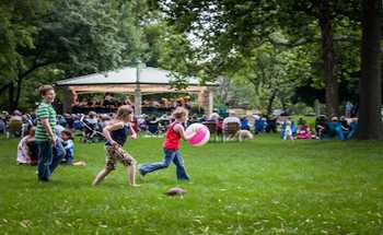 Enjoy free music performances in OP